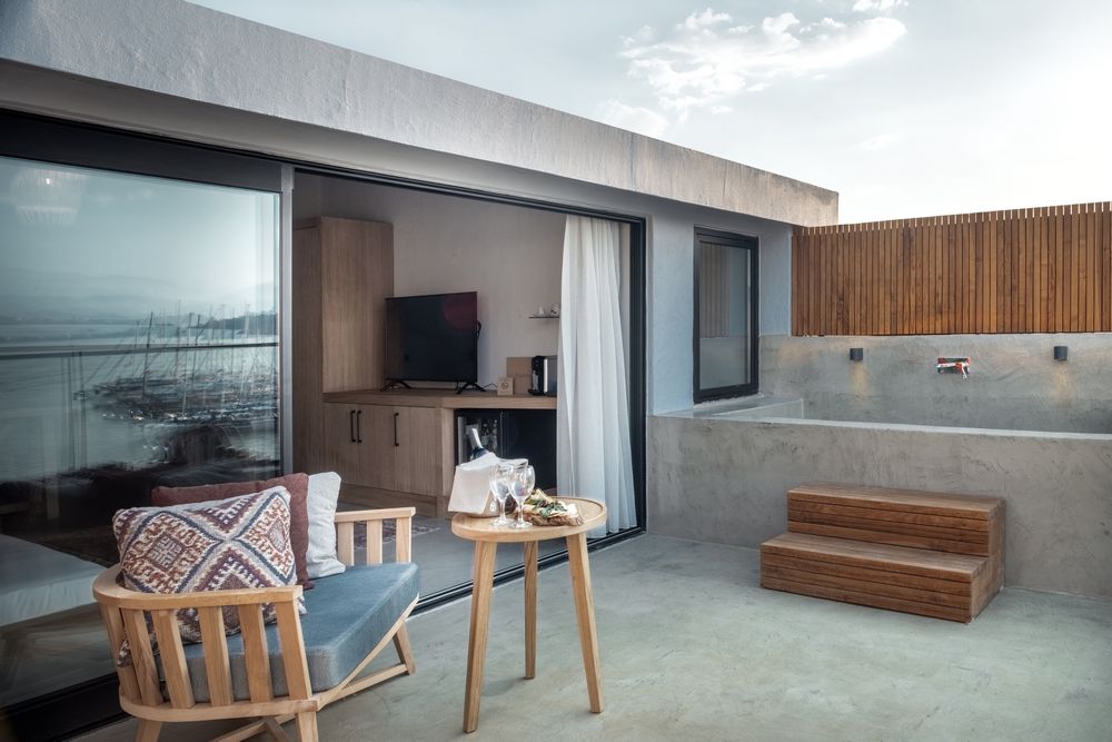 Harbour Suites